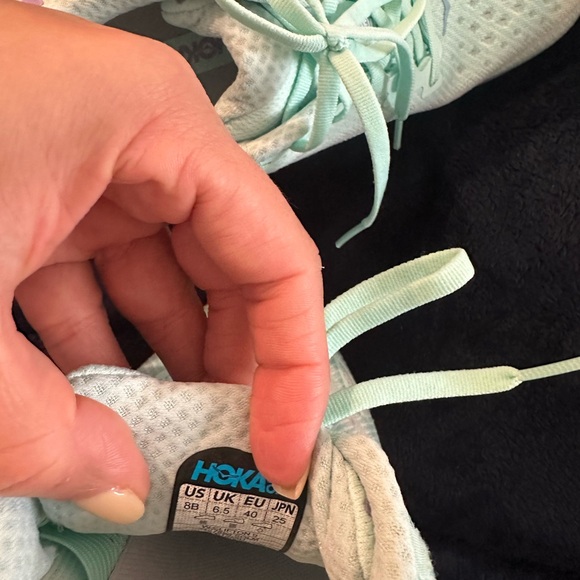 HOKA sneakers - Picture 6 of 6